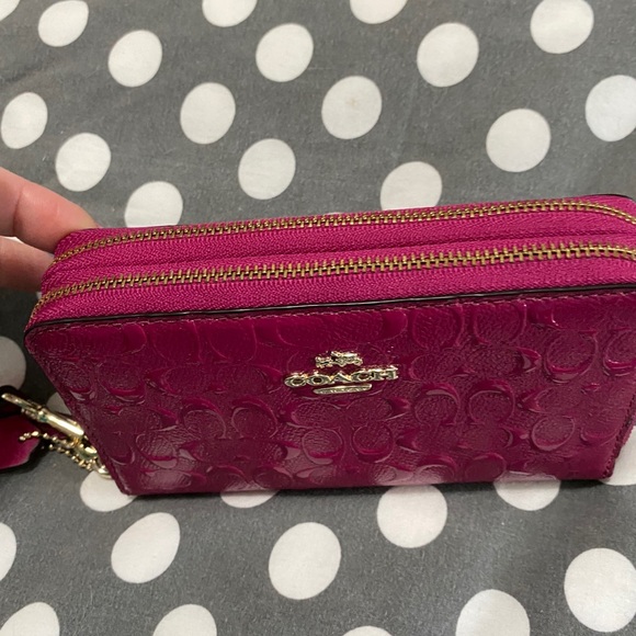 100% Authentic Coach women’s wallet - Picture 8 of 9